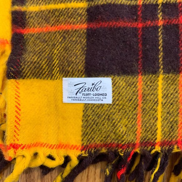 VTG Faribo Tartan Blanket Wool Plaid Faribault Woolen Mill Throw + Fringe USA - Picture 4 of 4